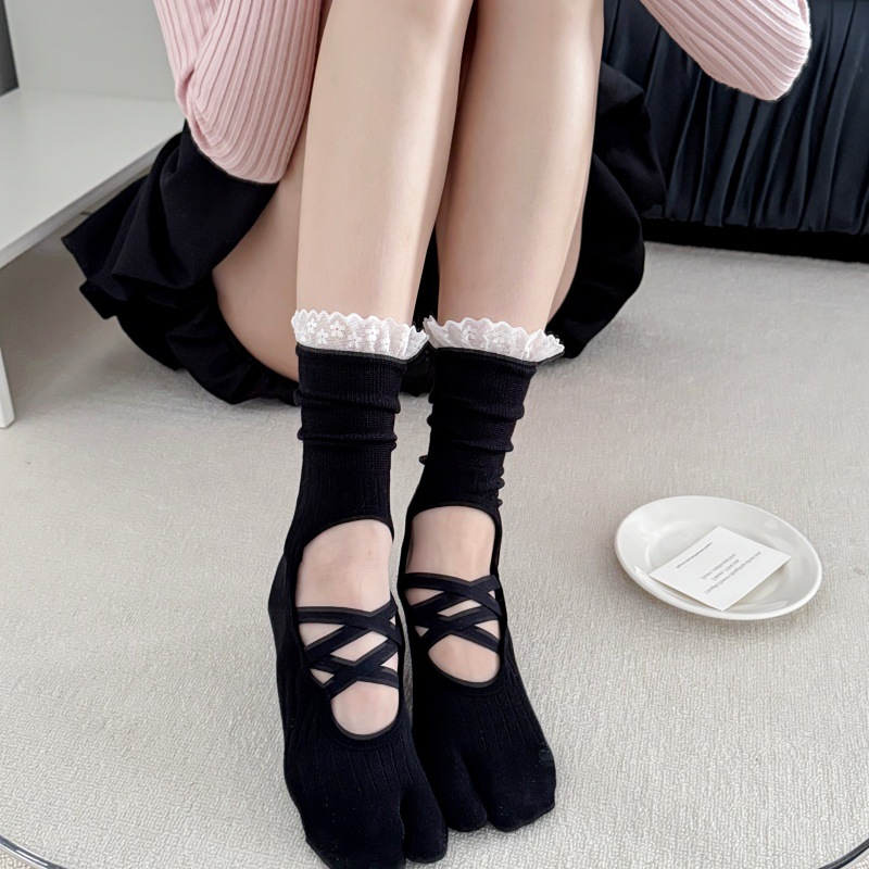 Lace Trim Split Toe Yoga Socks - đánh giá và giá Yoga Mat