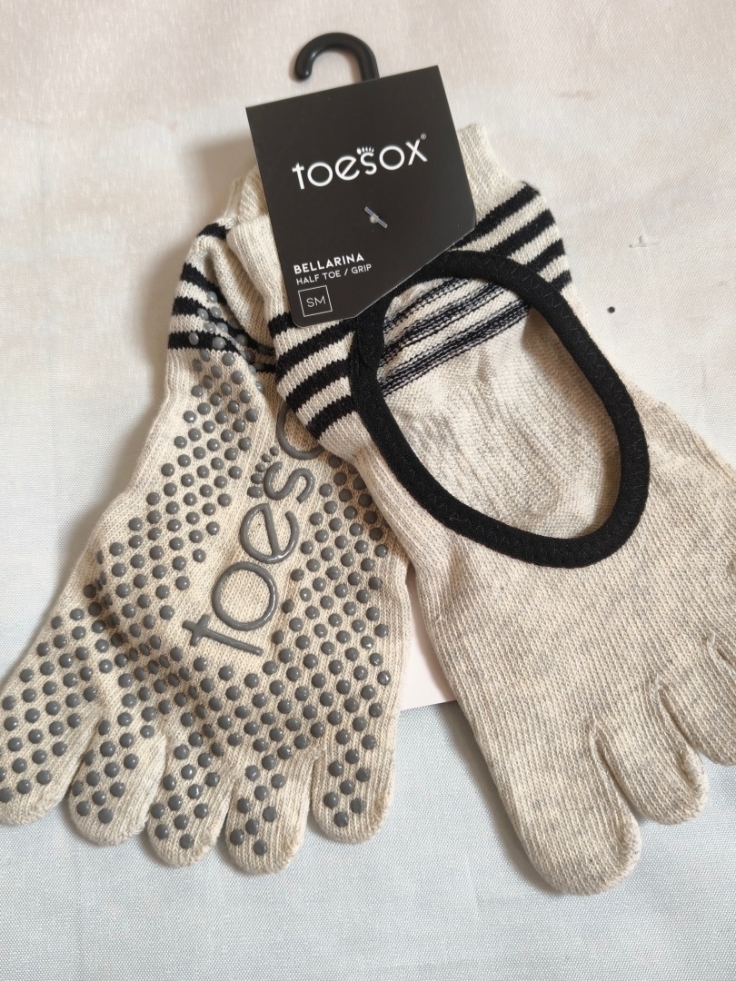 Toesox Yoga Five-Toe Socks Men - đánh giá và giá Yoga Mat
